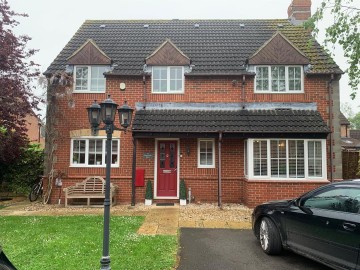 image of 15, Waterdale Close