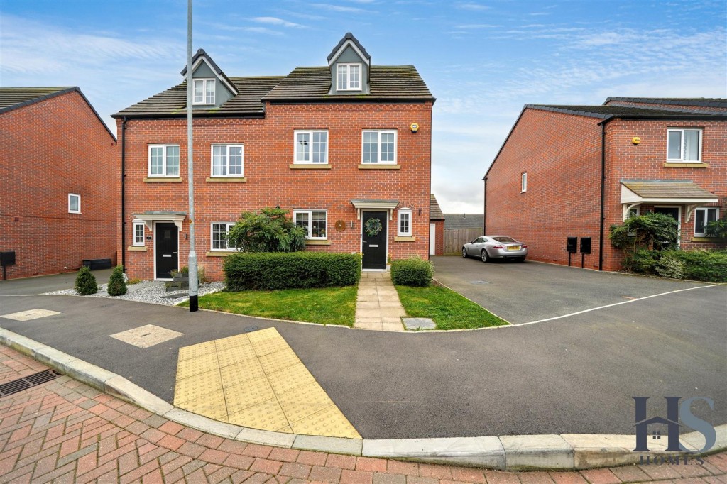 Floorplans For Spiers Crescent, Evesham